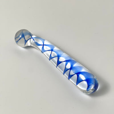 The Matrixx - Blue and Red Beginner Helix wand