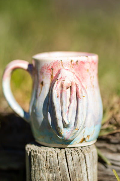 Vulva Mug