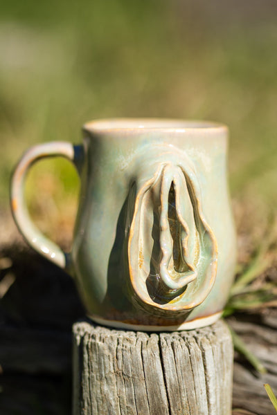 Vulva Mug