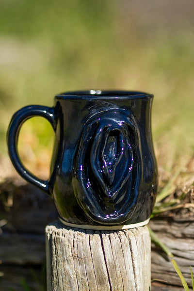 Vulva Mug