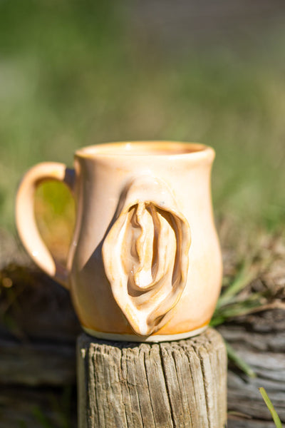 Vulva Mug