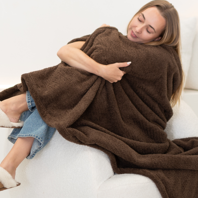 The Snuggle Range Waterproof Splash Blanket - Espresso