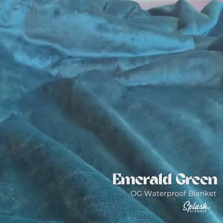 Waterproof Squirt Blanket™️- Emerald Green The OG