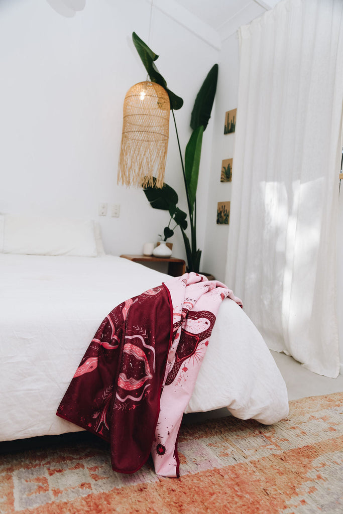 Womb Free Bleeding Waterproof Splash Blanket